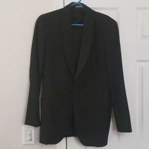 Brooks Brothers Adam Levine & Behati Possible Adam Levine Blazer See Photos